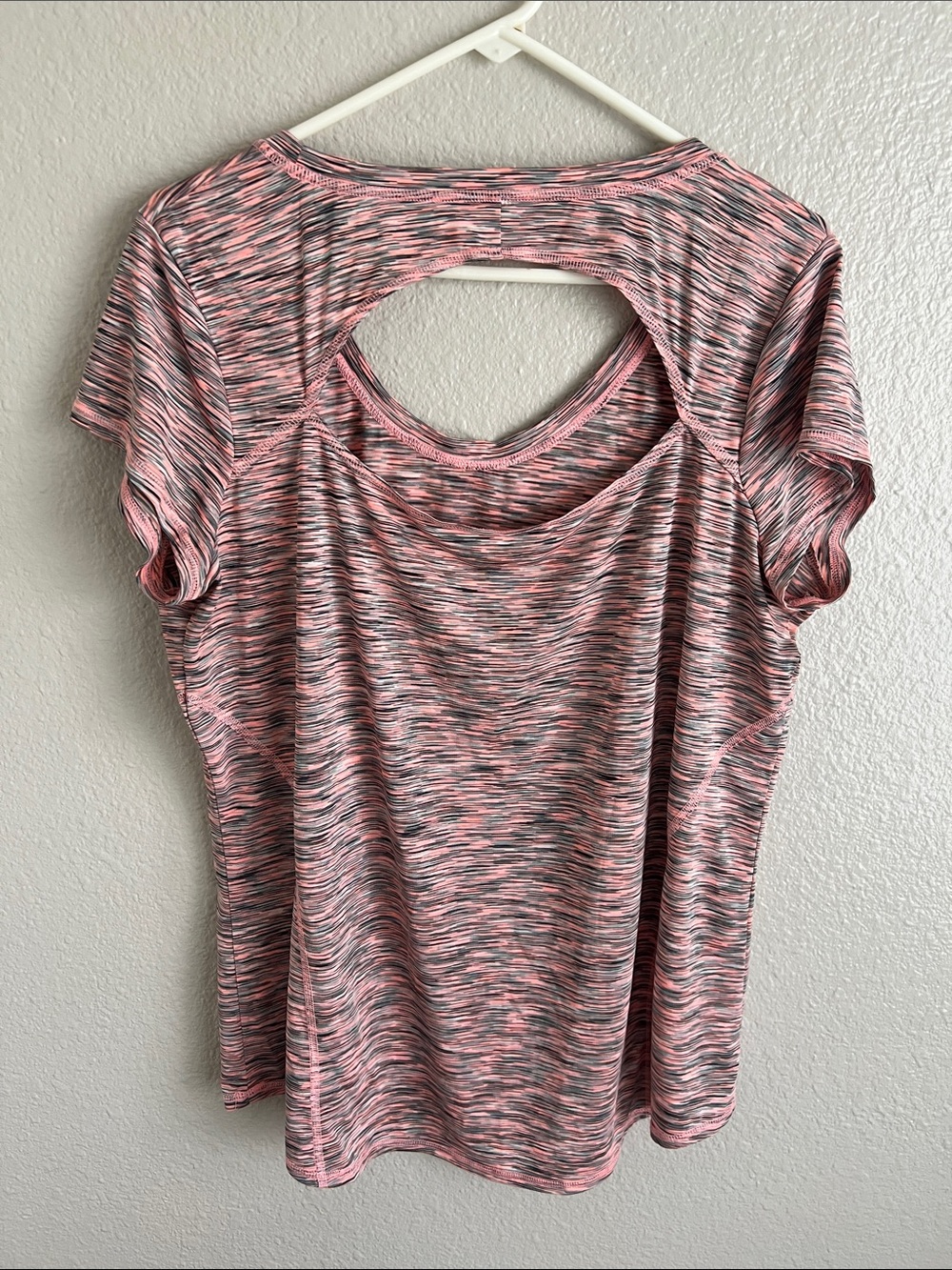 Xersion Pink Space-Dye Short Sleeve Performance Tee - Picture 3 of 4